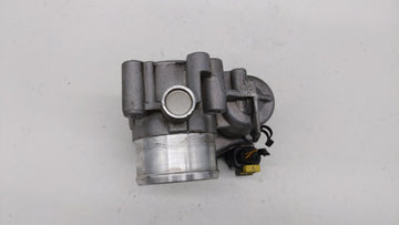 2013-2016 Ford Escape Throttle Body P/N:0 280 750 535 7S7G-9F991-CA Fits Fits 2013 2014 2015 2016 2017 2018 2019 OEM Used Auto Parts