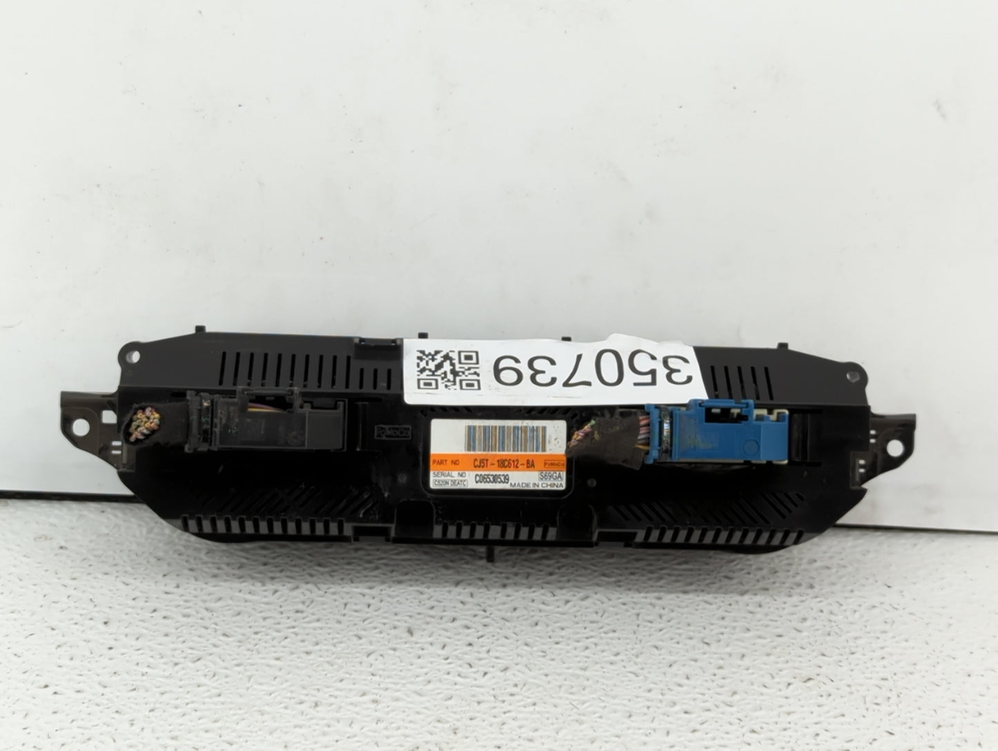 2013-2015 Ford Escape Climate Control Module Temperature AC/Heater Replacement P/N:CJ5T-18C612-BC CJ5T-18C612-BA Fits OEM Us