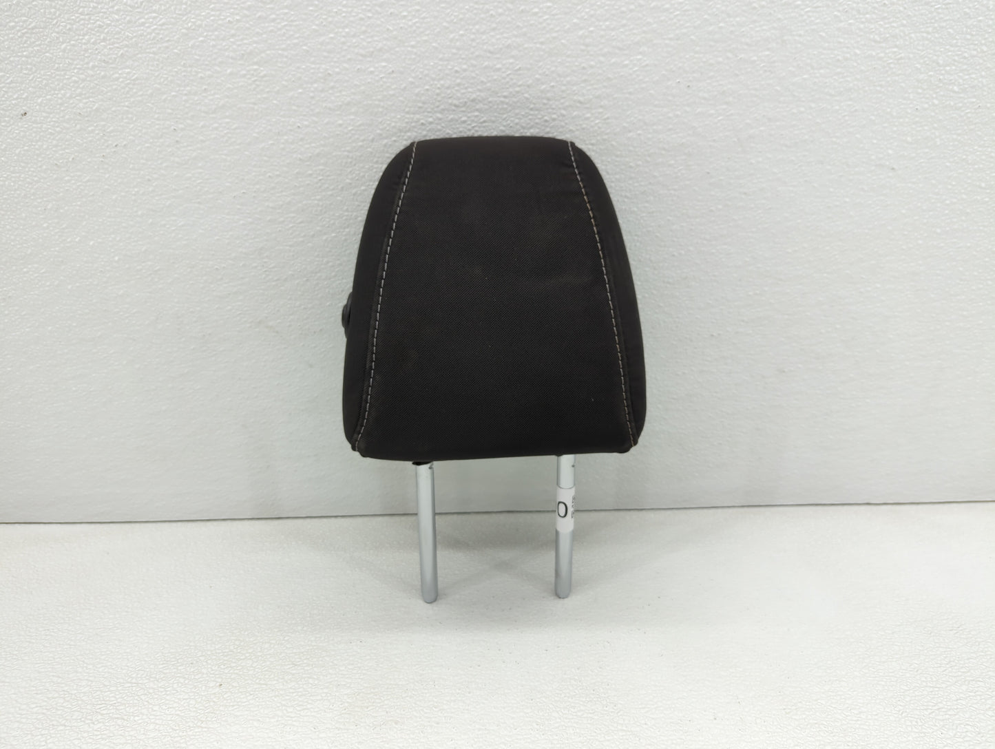 2013-2015 Ford Escape Headrest Head Rest Front Driver Passenger Seat - Oemusedautoparts1.com