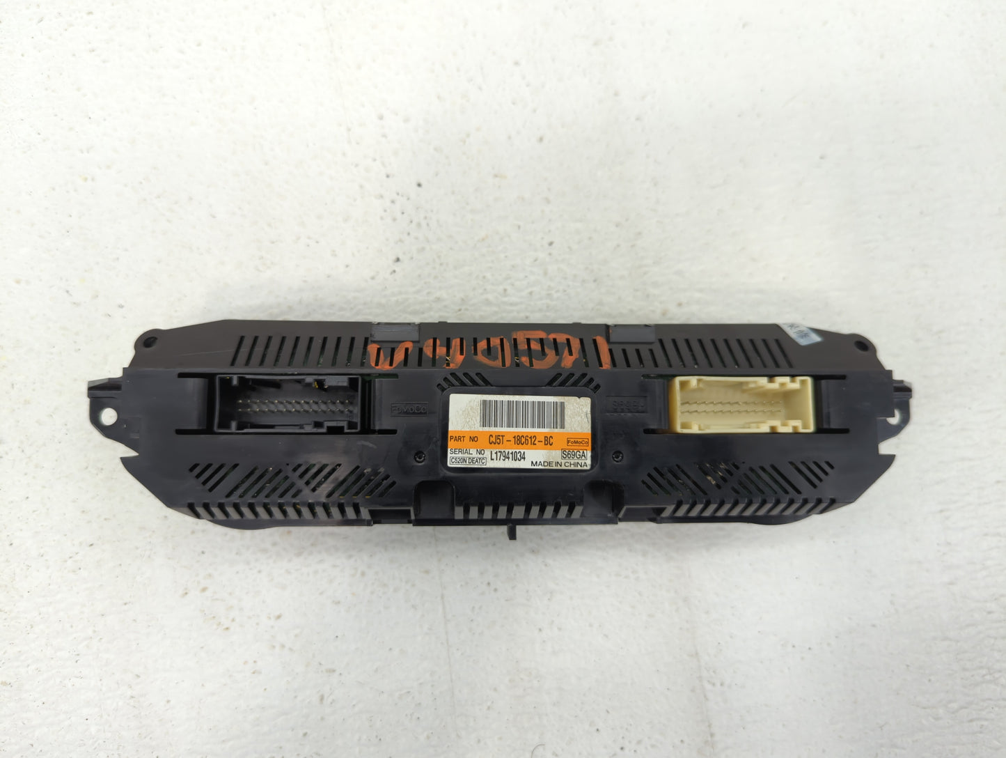 2013-2015 Ford Escape Climate Control Module Temperature AC/Heater Replacement P/N:CJ5T-18C612-AE CJ5T-18C612-BC Fits OEM Us