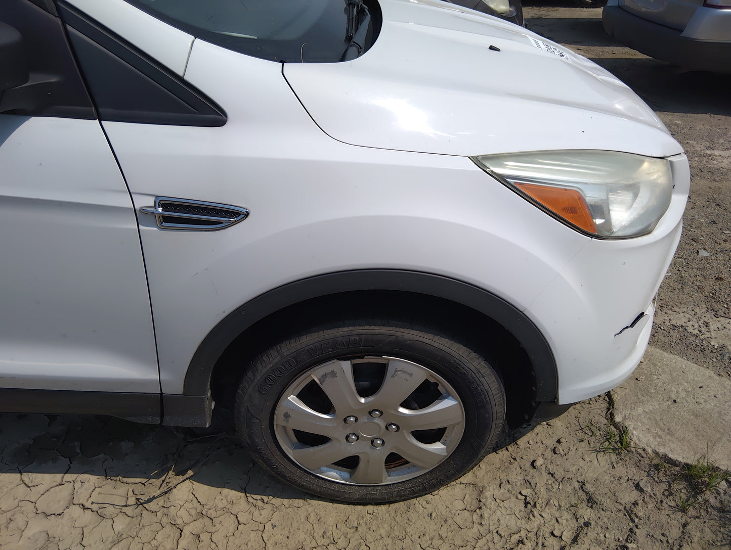 2014 Ford Escape Passenger Fender 5036379 - Oemusedautoparts1.com