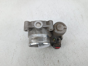 2013-2016 Ford Escape Throttle Body P/N:CM5E-9F991-AD Fits Fits 2012 2013 2014 2015 2016 2017 OEM Used Auto Parts