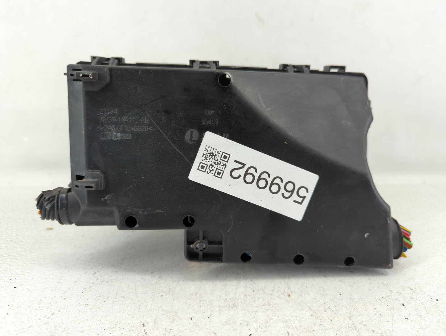 2013-2016 Ford Escape Fusebox Fuse Box Panel Relay Module P/N:AV6T-14A142-AB Fits Fits 2013 2014 2015 2016 OEM Used Auto Par