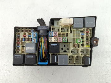 2013-2016 Ford Escape Fusebox Fuse Box Panel Relay Module P/N:AV6T-14A067-AD Fits Fits 2013 2014 2015 2016 OEM Used Auto Parts