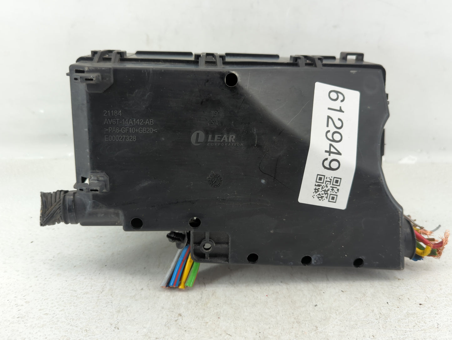 2013-2016 Ford Escape Fusebox Fuse Box Panel Relay Module P/N:AV6T-14A067-AC Fits Fits 2013 2014 2015 2016 OEM Used Auto Par