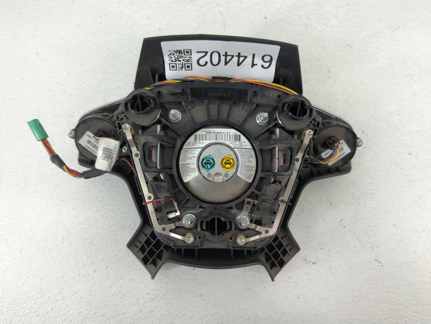 2013-2014 Ford Escape Air Bag Driver Left Steering Wheel Mounted P/N:34088827A 3DBL056B27137 Fits Fits 2013 2014 OEM Used Au