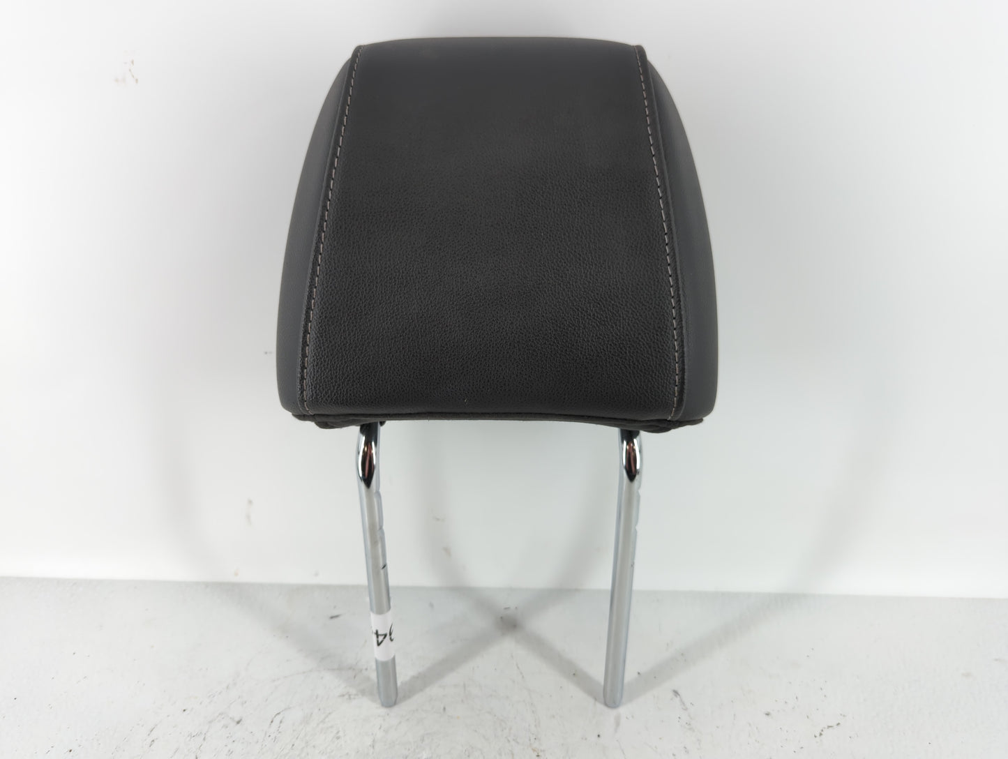 2014-2015 Ford Escape Headrest Head Rest Front Driver Passenger Seat - Oemusedautoparts1.com