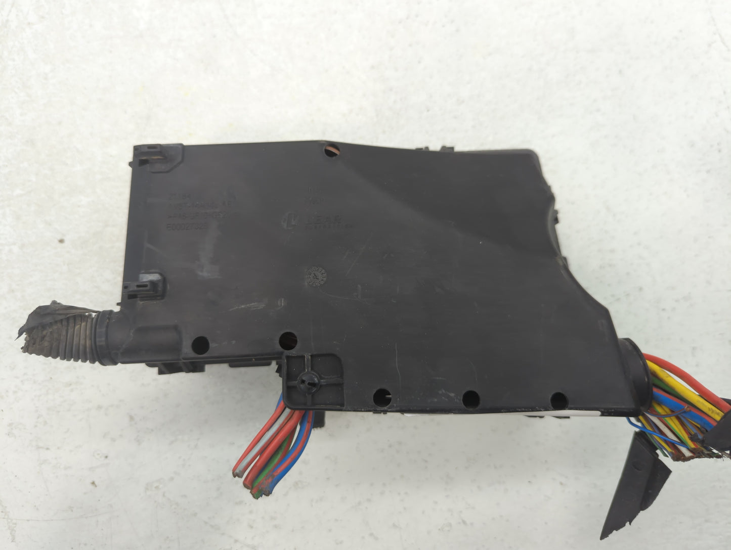 2013-2016 Ford Escape Fusebox Fuse Box Panel Relay Module P/N:E000027328 AV6T-14A142-AB Fits Fits 2013 2014 2015 2016 OEM Us