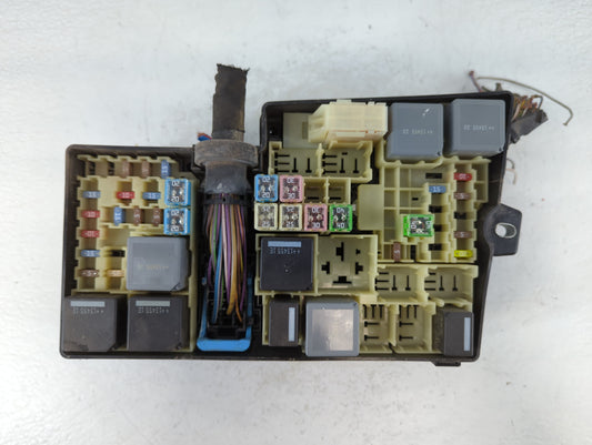 2013-2016 Ford Escape Fusebox Fuse Box Panel Relay Module P/N:AV6T-14A067-AD Fits Fits 2013 2014 2015 2016 OEM Used Auto Parts