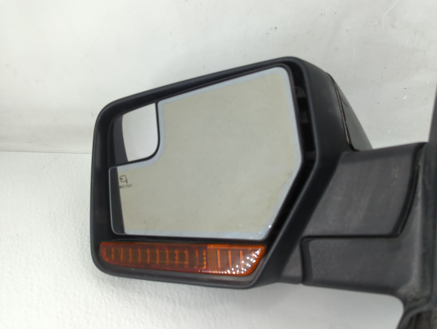 2014 Ford Expedition Driver Side View Mirror - Left Door Mirror OEM Used - Oemusedautoparts1.com