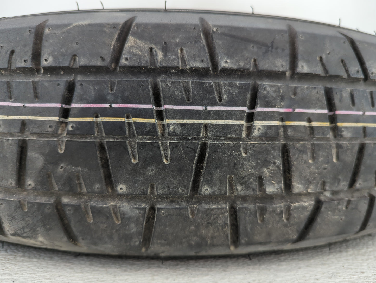 2013-2019 Ford Explorer Spare Donut Tire Wheel Rim Oem - Oemusedautoparts1.com