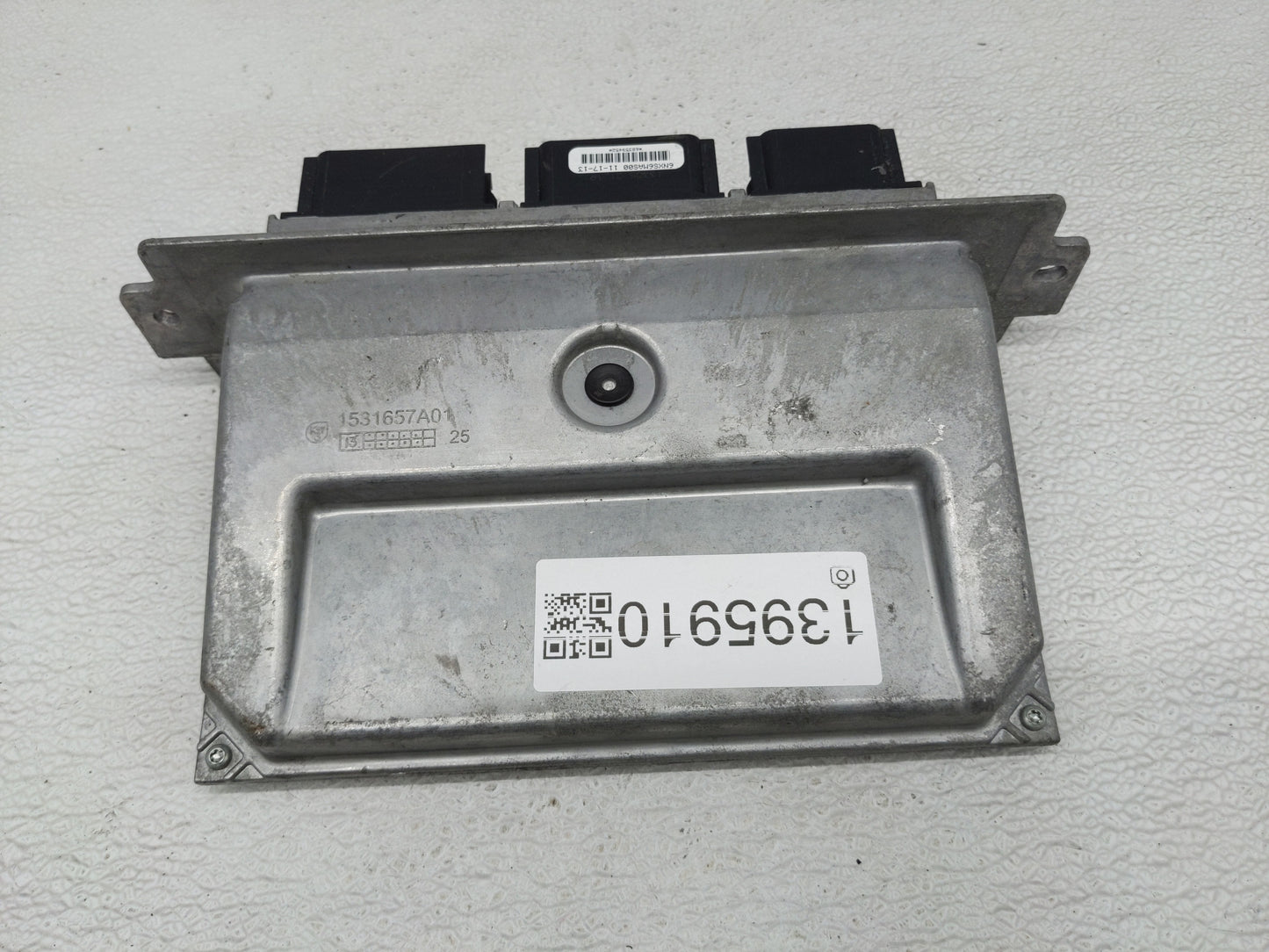 2013-2015 Ford Explorer PCM Engine Control Computer ECU ECM PCU OEM P/N:6NXS6MAS40 DB5A-12B684-VA Fits OEM Used Auto Parts -