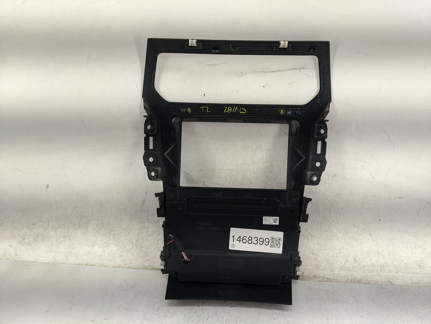 2014-2015 Ford Explorer Radio Control Panel 1468399 - Oemusedautoparts1.com