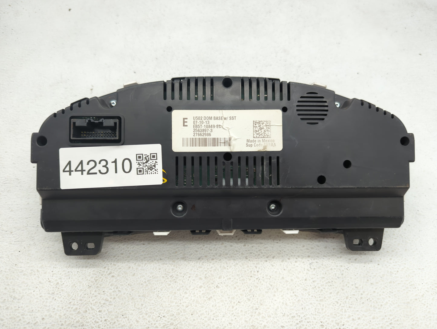 2013 Ford Explorer Instrument Cluster Speedometer Gauges P/N:DB5T-10849-EC DB5T-10849-DH, DB5T-10849-EE Fits OEM Used Auto P