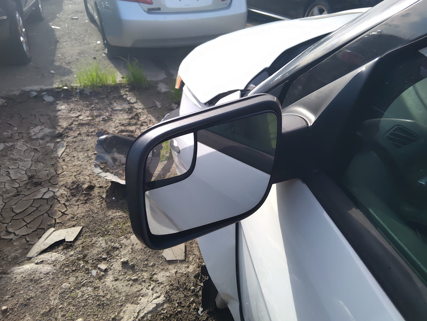 2011-2015 Ford Explorer Driver Side View Mirror - Left Door Mirror OEM Used - Oemusedautoparts1.com