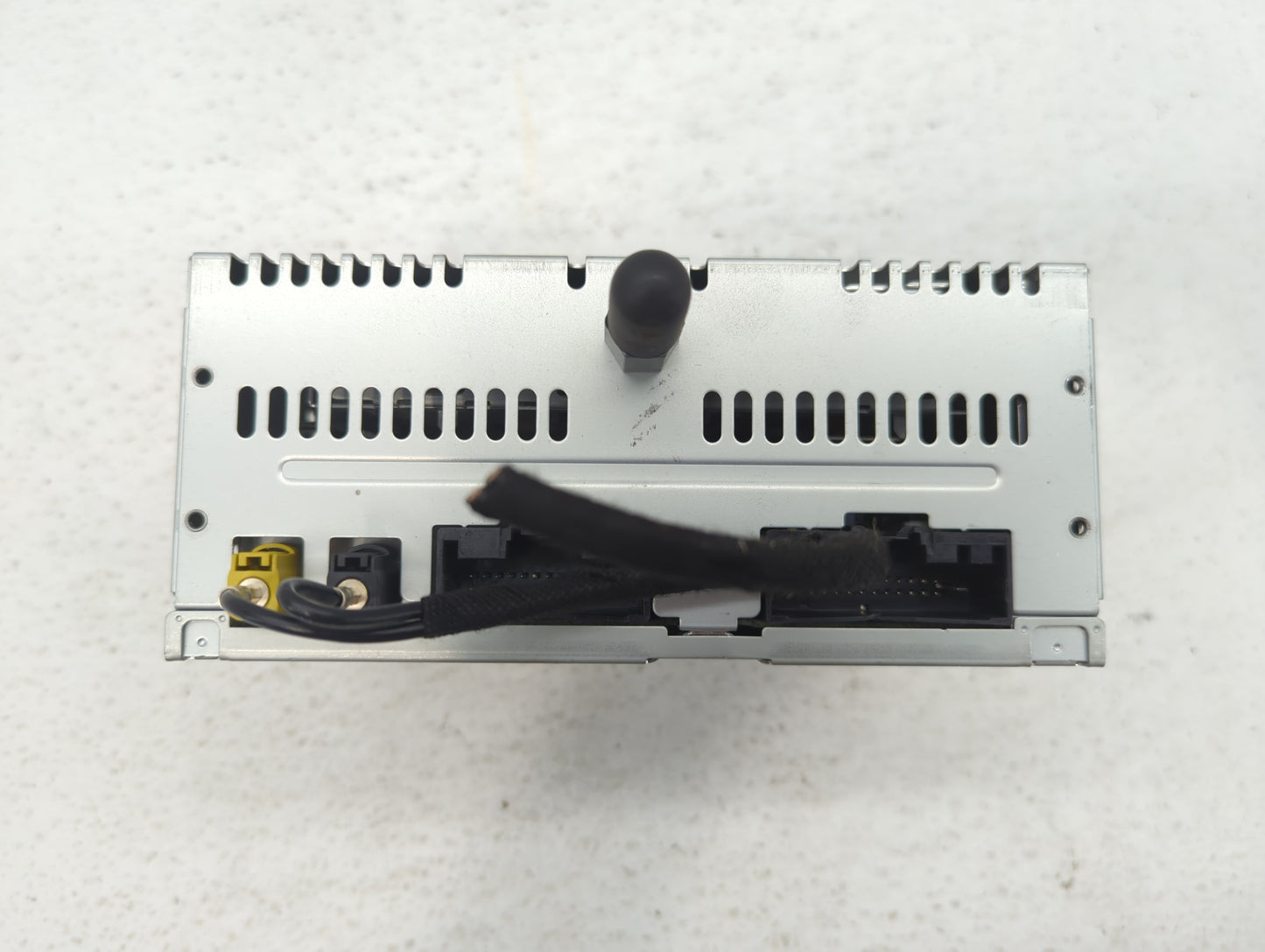 2014 Ford Explorer Radio AM FM Cd Player Receiver Replacement P/N:EB5T19C107CB EB5T-19C107-CB Fits OEM Used Auto Parts - Oem