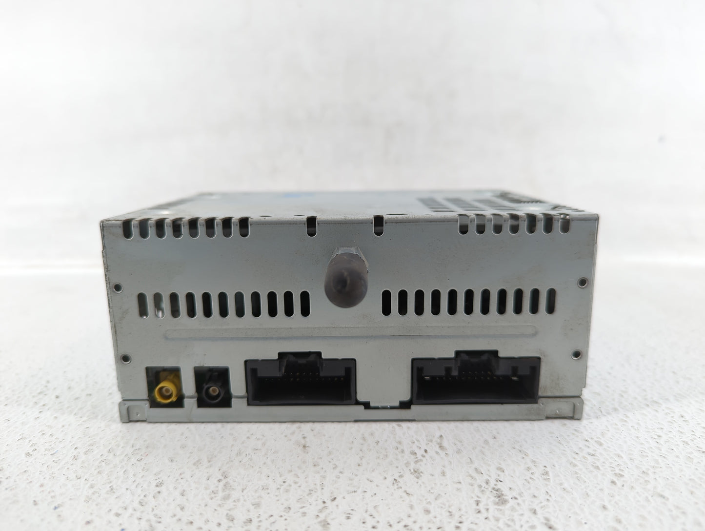 2014 Ford Explorer Radio AM FM Cd Player Receiver Replacement P/N:EB5T19C107CB EB5T-19C107-CB Fits OEM Used Auto Parts - Oem