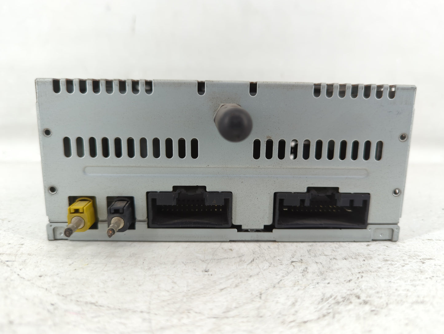 2014 Ford Explorer Radio AM FM Cd Player Receiver Replacement P/N:EB5T-19C107-BB Fits OEM Used Auto Parts - Oemusedautoparts