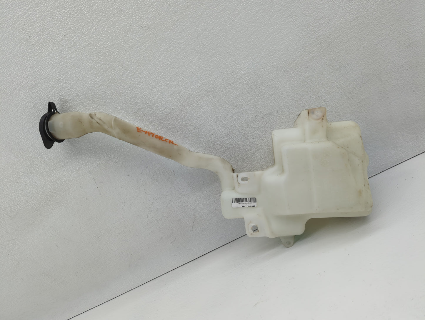 2011-2015 Ford Explorer Windshield Washer Fluid Reservoir Bottle Oem - Oemusedautoparts1.com