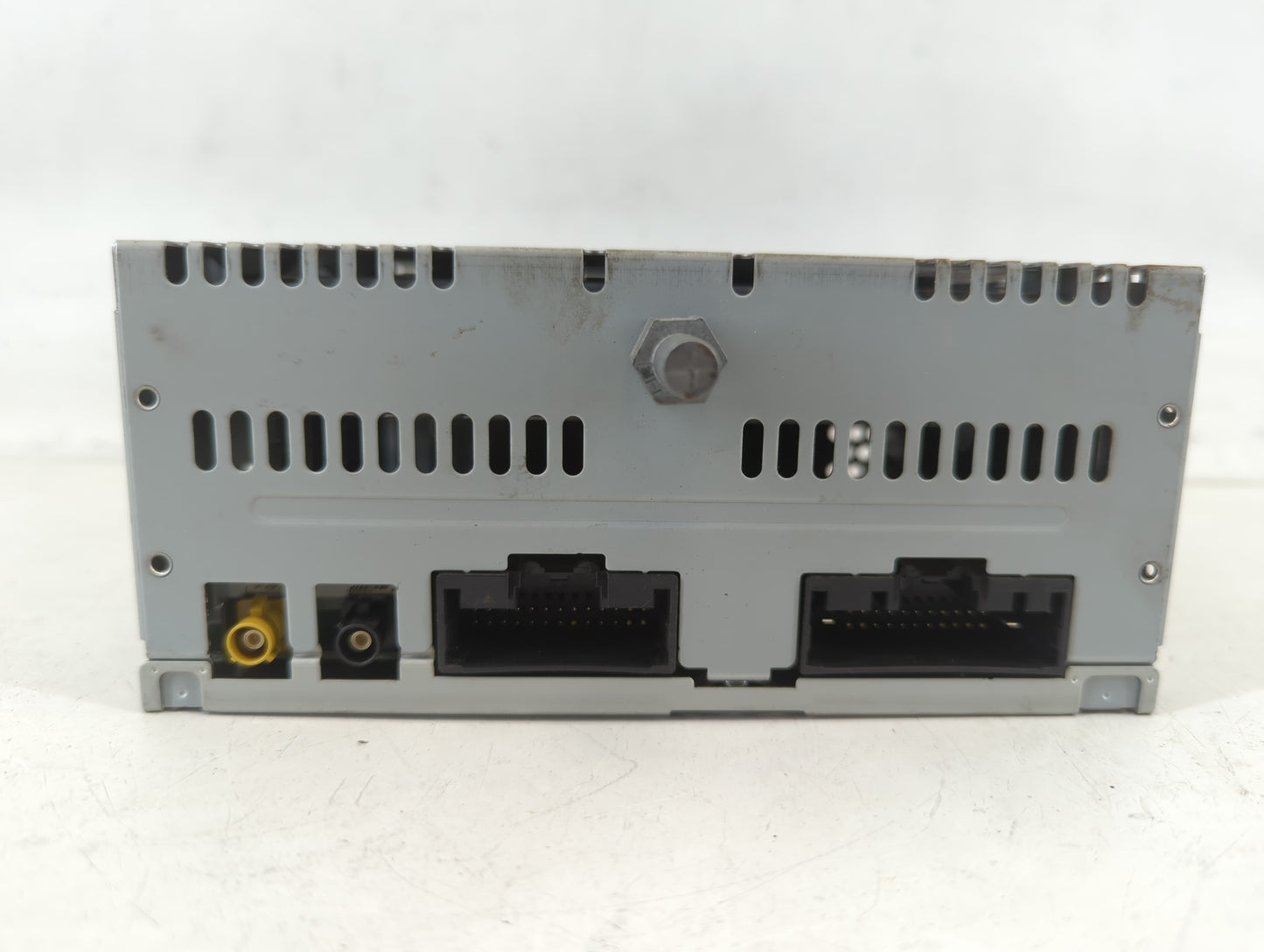 2014-2014 Ford Explorer Am Fm Cd Player Radio Receiver - Oemusedautoparts1.com