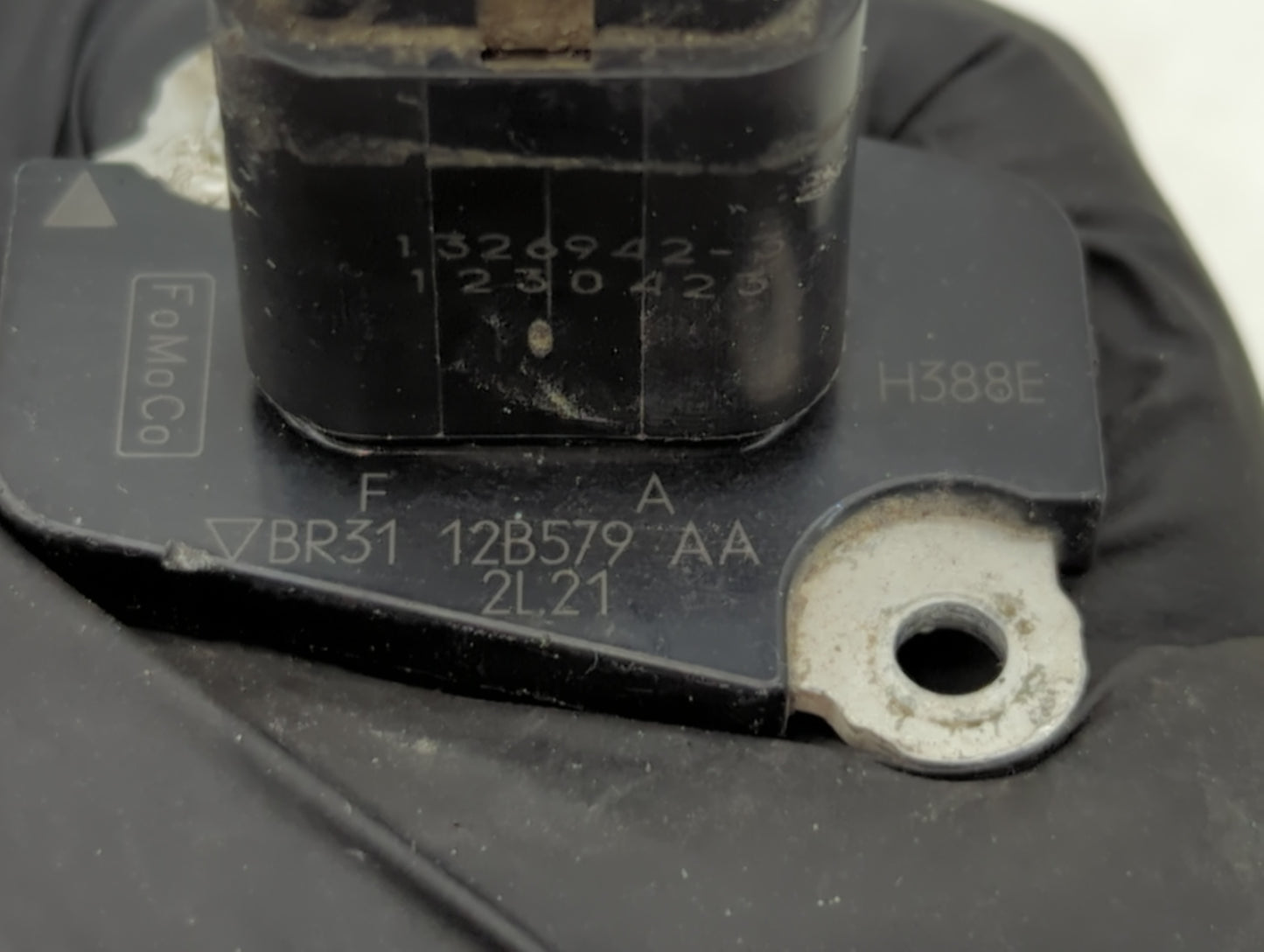 2013-2015 Ford Explorer Mass Air Flow Meter Maf - Oemusedautoparts1.com