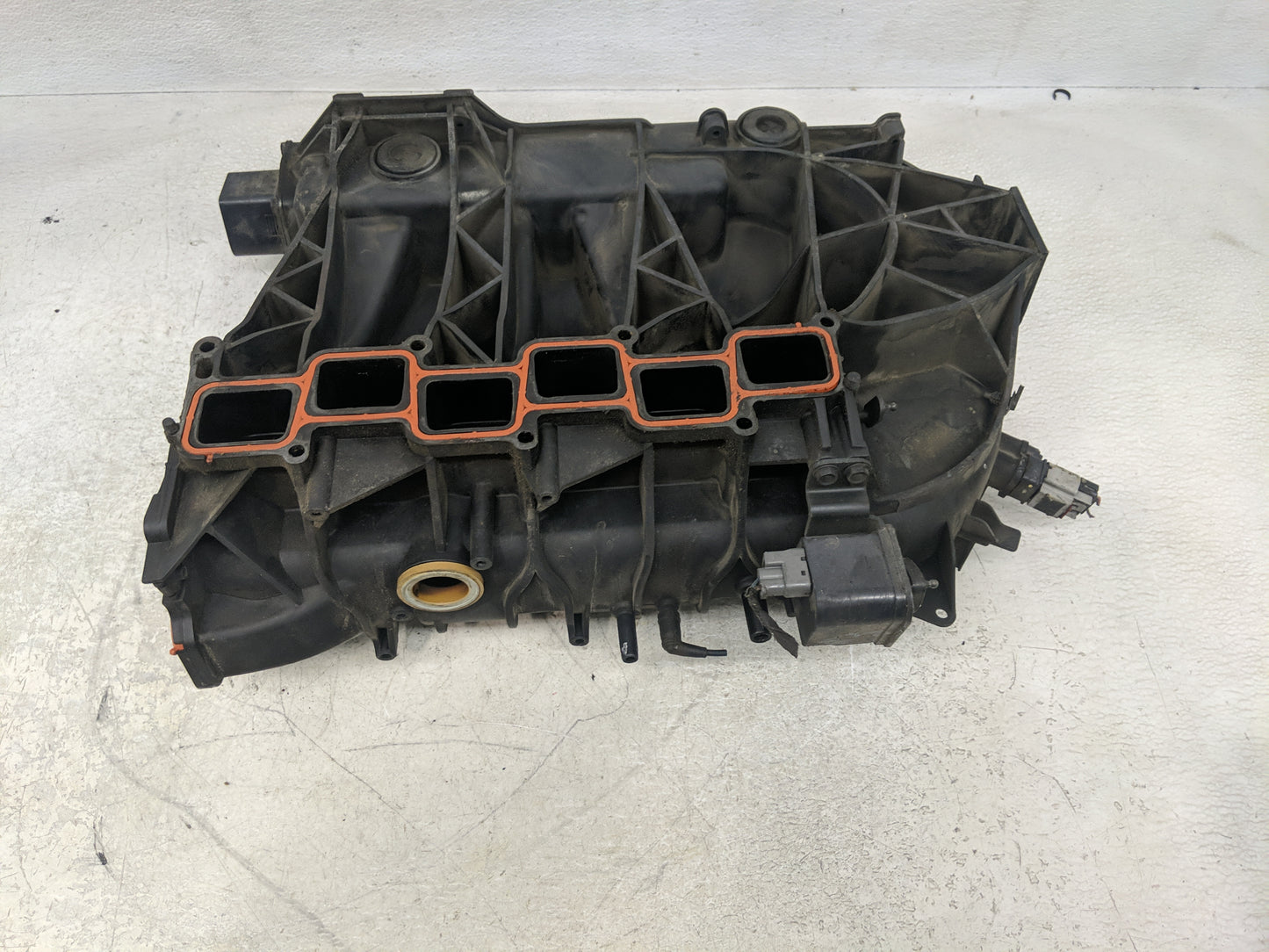 2013-2014 Ford F-150 Air Intake Manifold Fits Fits 2013 2014 OEM Used Auto Parts - Oemusedautoparts1.com