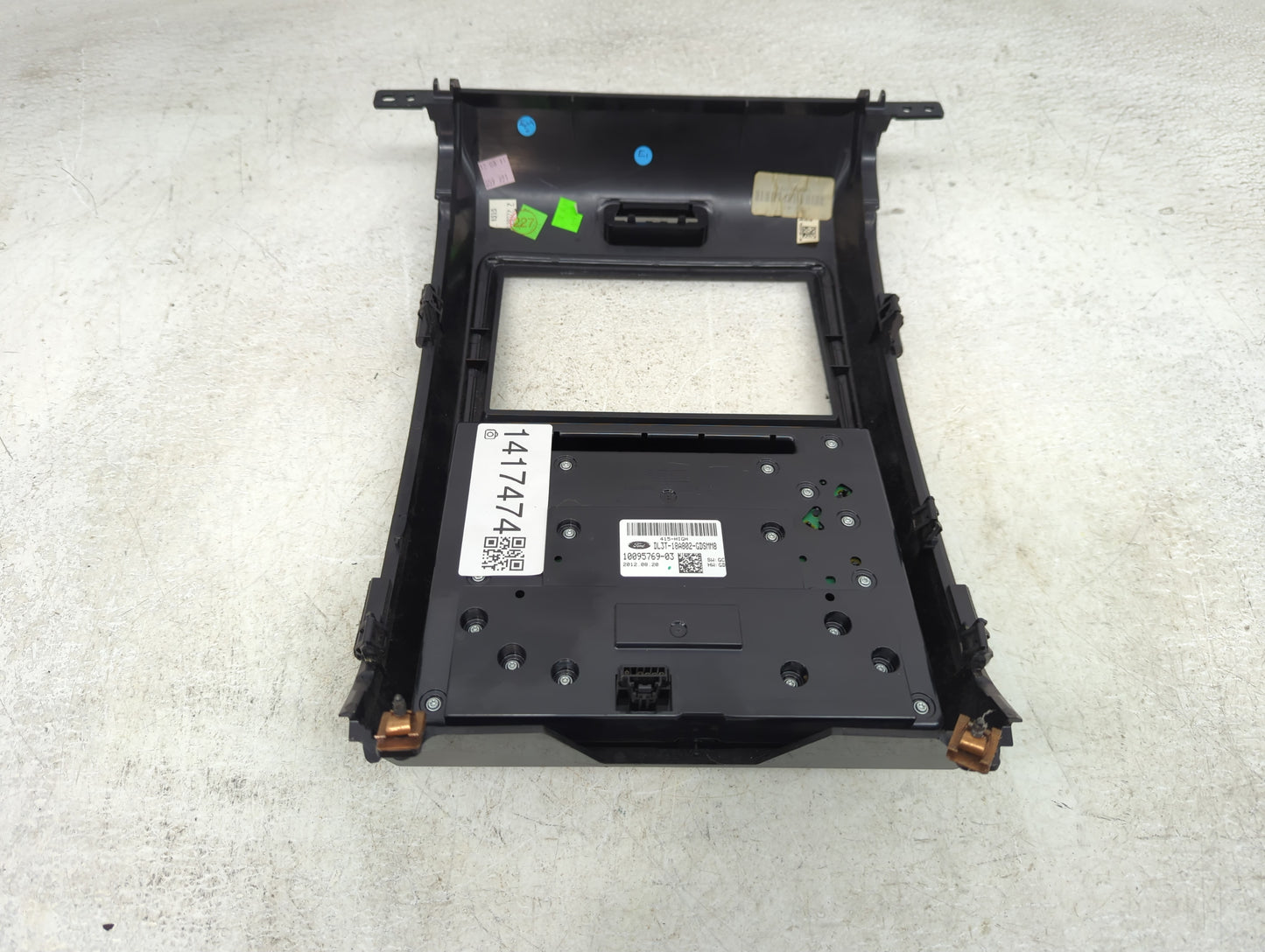 2013 Ford F-150 Radio AM FM Cd Player Receiver Replacement P/N:DL3T-18A802 Fits OEM Used Auto Parts - Oemusedautoparts1.com