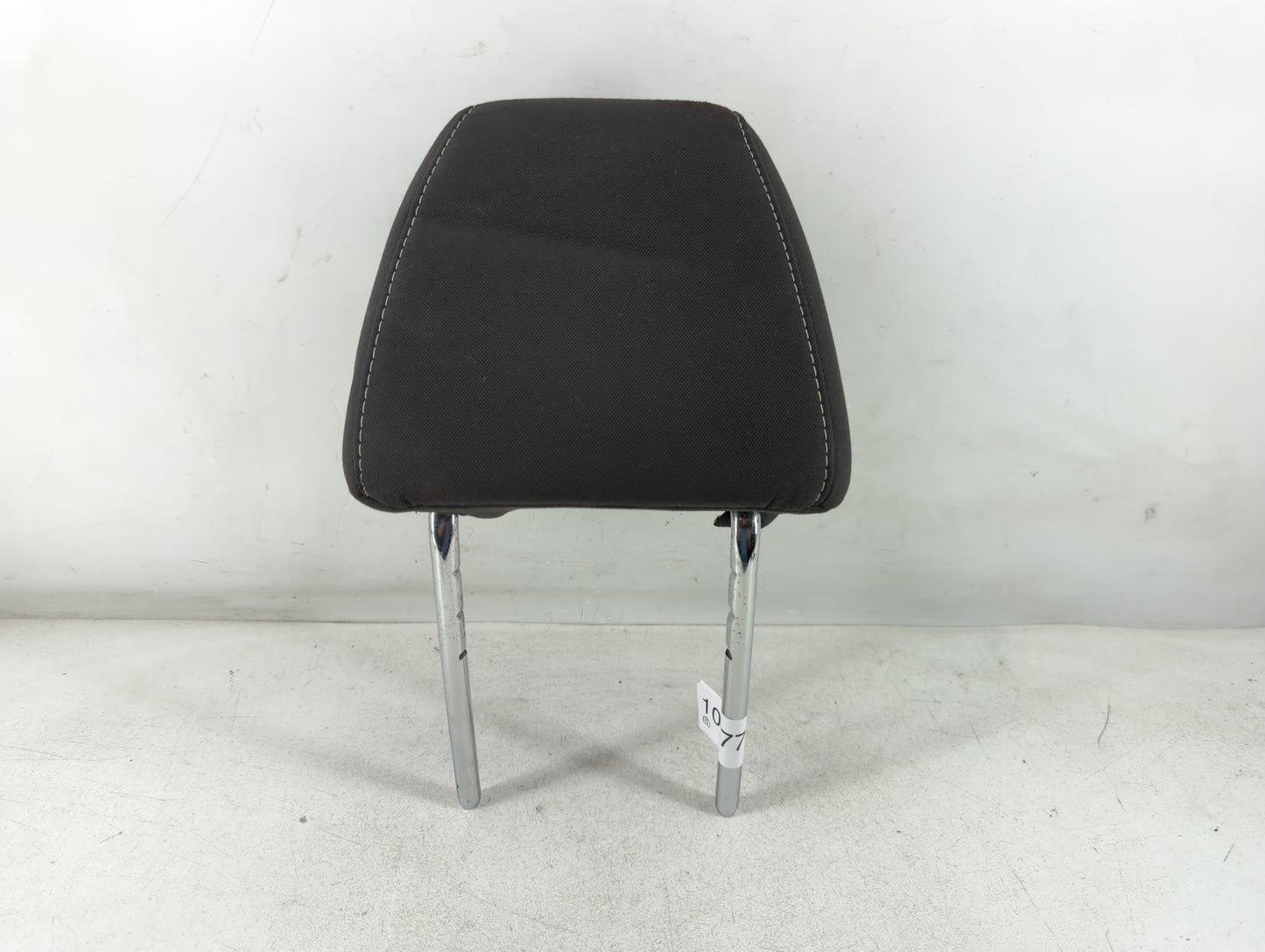 2014-2018 Ford Fiesta Headrest Head Rest Front Driver Passenger Seat Fits Fits 2014 2015 2016 2017 2018 OEM Used Auto Parts