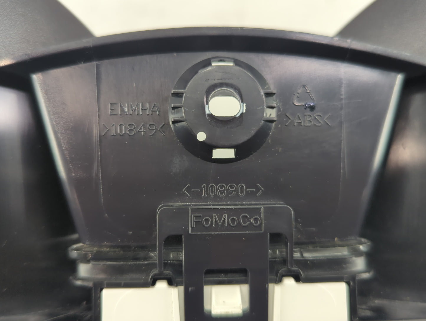 2014-2015 Ford Fiesta Instrument Cluster Speedometer Gauges P/N:DUBZ-10849-AA Fits Fits 2014 2015 OEM Used Auto Parts - Oemu
