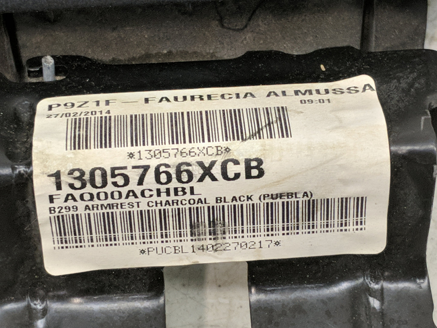 2014 Ford Fiesta Center Console Armrest Cover Lid Fits OEM Used Auto Parts - Oemusedautoparts1.com