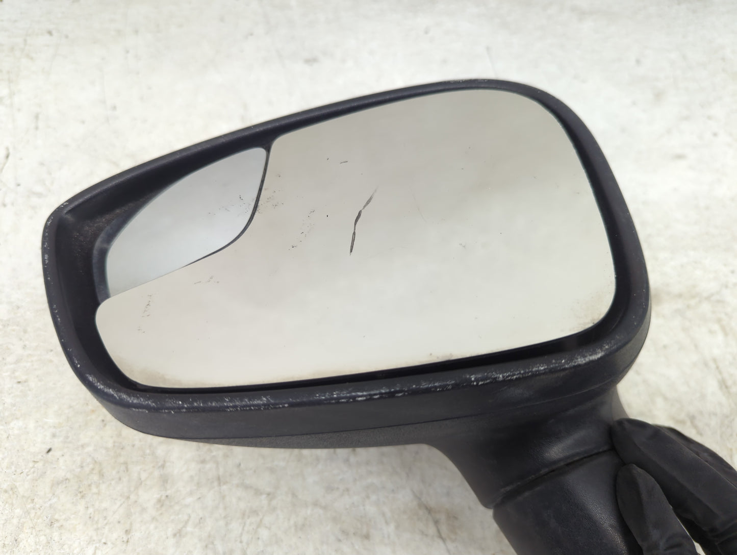 2014-2019 Ford Fiesta Driver Side View Mirror - Left Door Mirror OEM Used - Oemusedautoparts1.com