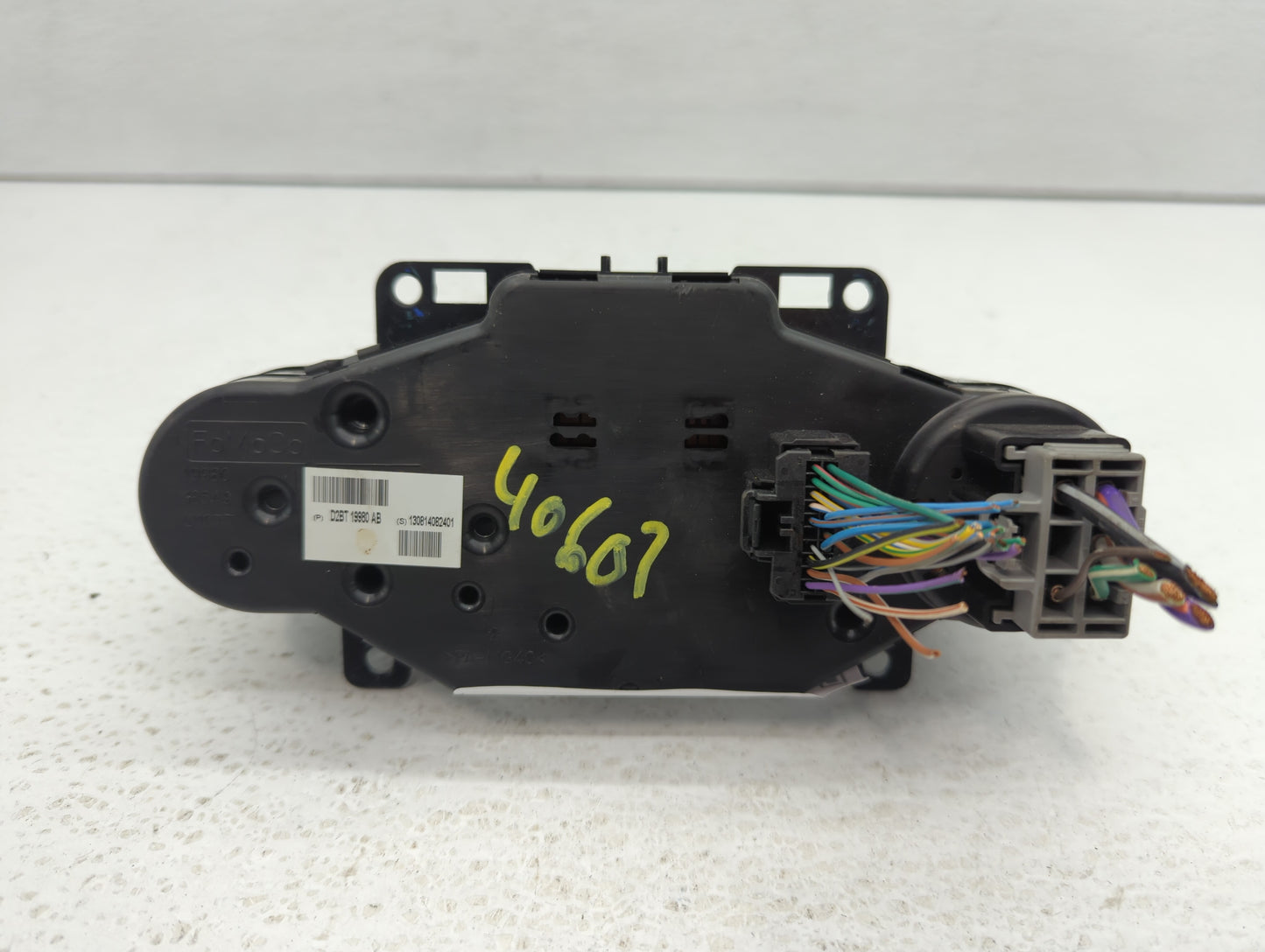 2014 Ford Fiesta Climate Control Module Temperature AC/Heater Replacement P/N:D2BT-19980-AB Fits OEM Used Auto Parts - Oemus