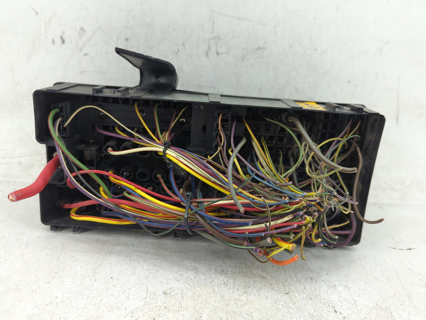 2013-2015 Ford Flex Fusebox Fuse Box Panel Relay Module Fits Fits 2013 2014 2015 OEM Used Auto Parts - Oemusedautoparts1.com