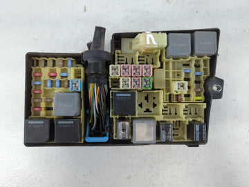 2012-2014 Ford Focus Fusebox Fuse Box Panel Relay Module P/N:AV6T-14A067-AC Fits Fits 2012 2013 2014 OEM Used Auto Parts