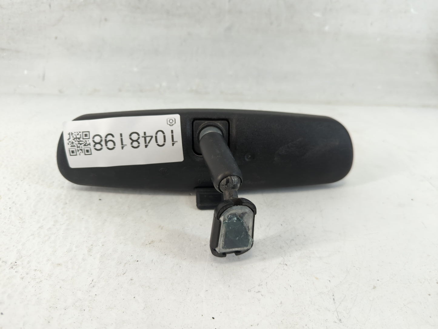 2010-2018 Ford Focus Interior Rear View Mirror Replacement OEM P/N:E8011681 Fits OEM Used Auto Parts - Oemusedautoparts1.com