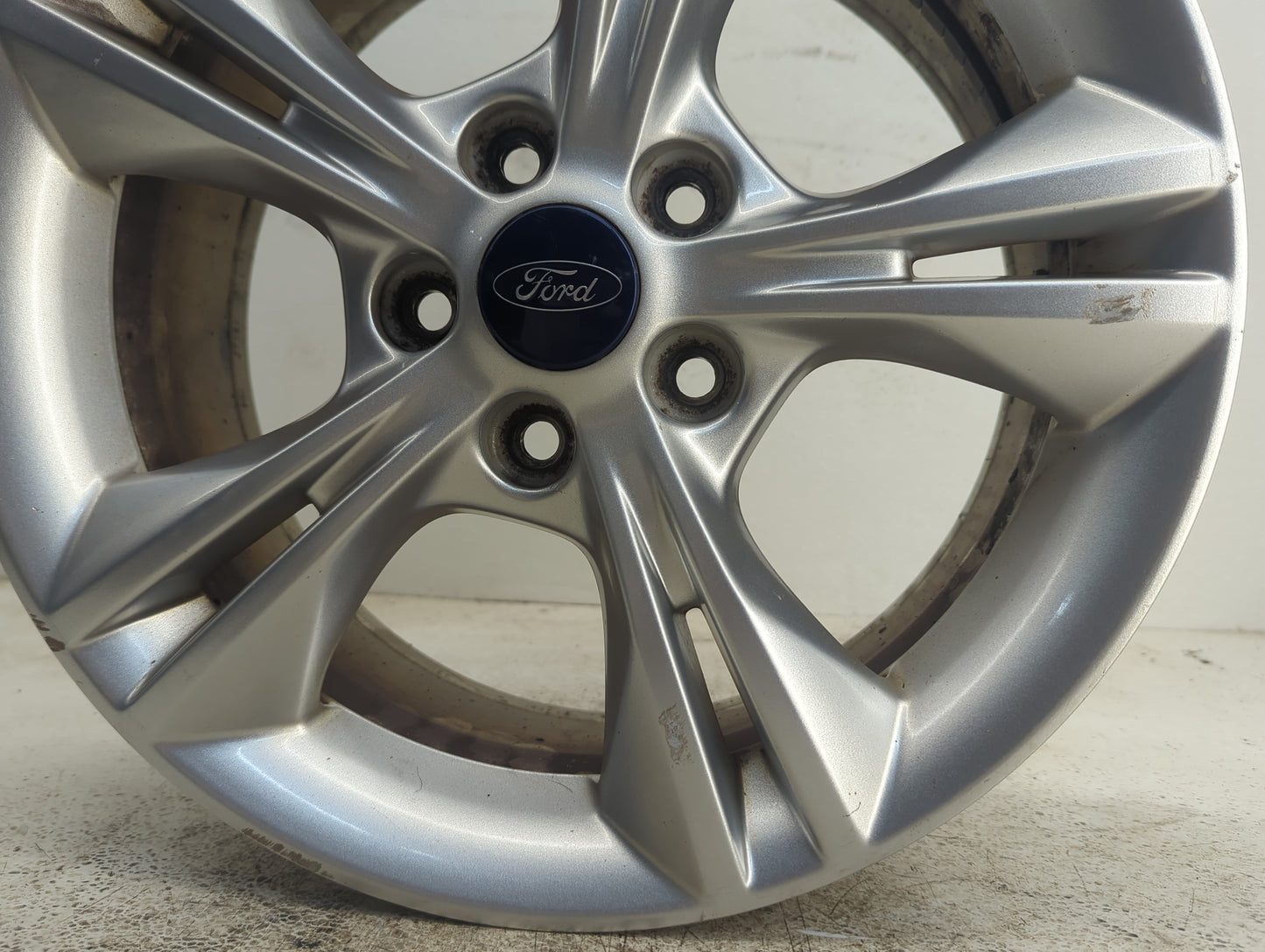 2012-2014 Ford Focus Oem Wheel Rim - Oemusedautoparts1.com