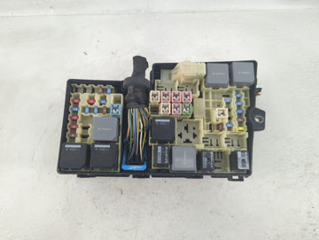 2012-2014 Ford Focus Fusebox Fuse Box Panel Relay Module P/N:AV6T-14A076-AB Fits Fits 2012 2013 2014 OEM Used Auto Parts