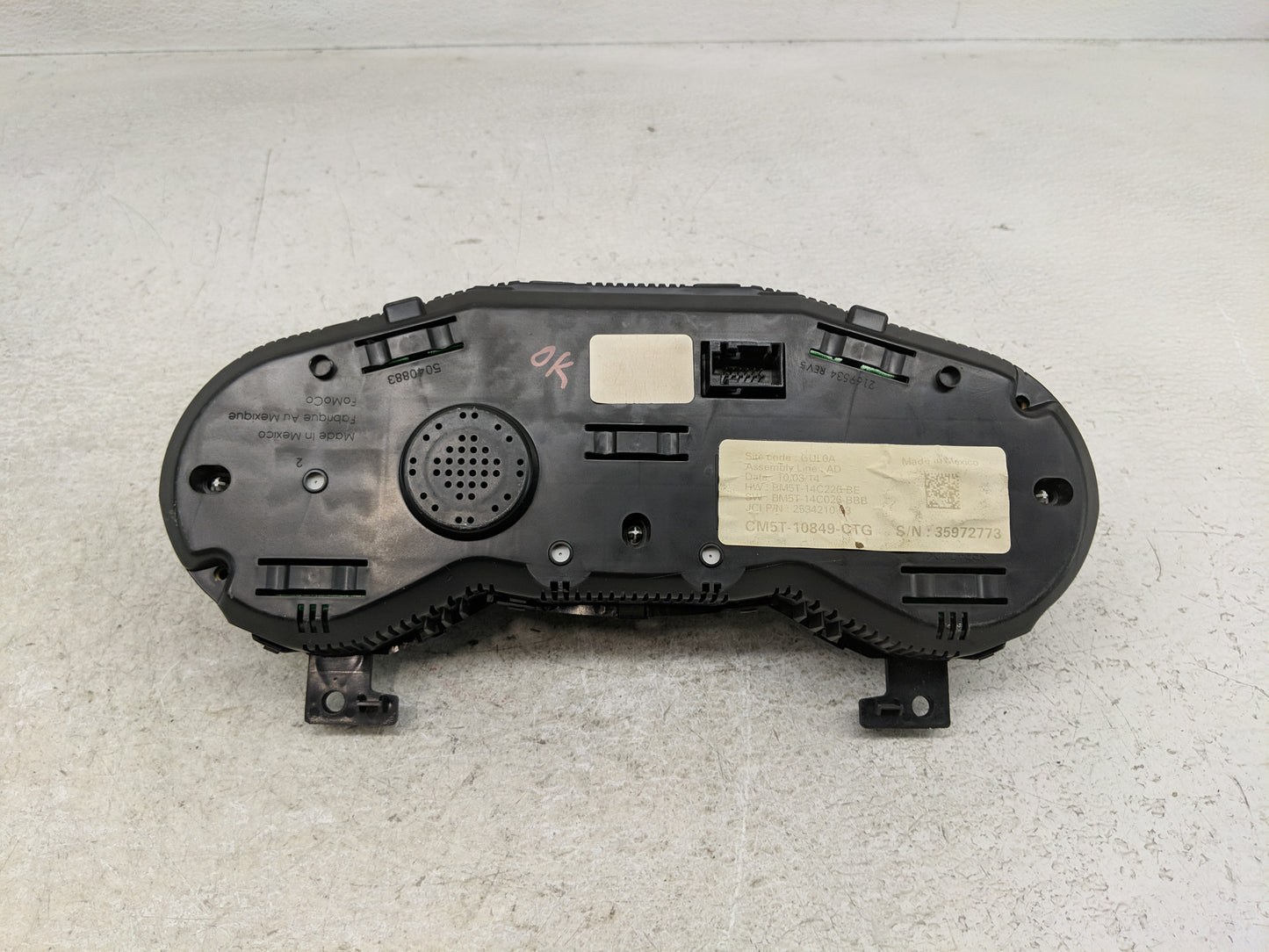 2013-2014 Ford Focus Instrument Cluster Speedometer Gauges P/N:CM5T-10849-CTG Miles: Fits Fits 2013 2014 OEM Used Auto Parts