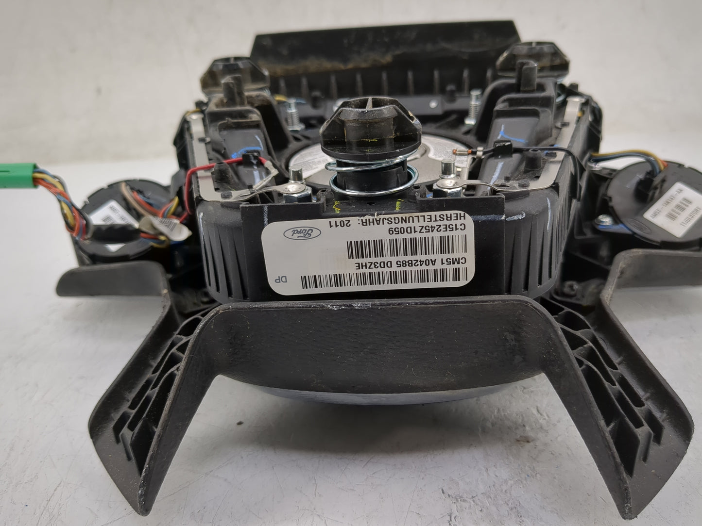 2014 Ford Focus Air Bag Driver Left Steering Wheel Mounted P/N:CM51 A042B85 DD3ZHE Fits OEM Used Auto Parts - Oemusedautopar