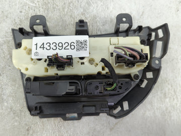 2013-2014 Ford Focus Climate Control Module Temperature AC/Heater Replacement P/N:CM5T-14082521-0706 E1062773 Fits Fits 2013 2014 OEM Used Auto Parts