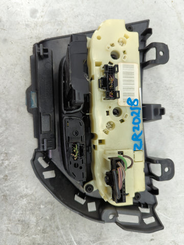 2013-2014 Ford Focus Climate Control Module Temperature AC/Heater Replacement P/N:CM5T-19980-AF Fits Fits 2013 2014 OEM Used Auto Parts