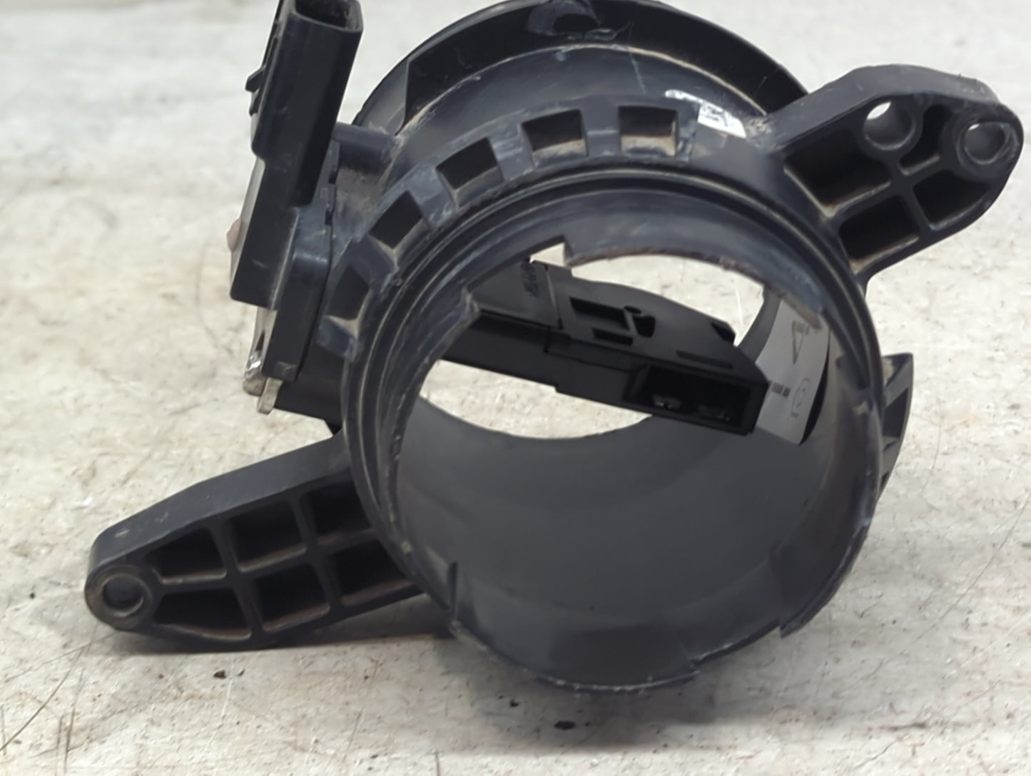 2012-2018 Ford Focus Mass Air Flow Meter Maf 1488552 - Oemusedautoparts1.com