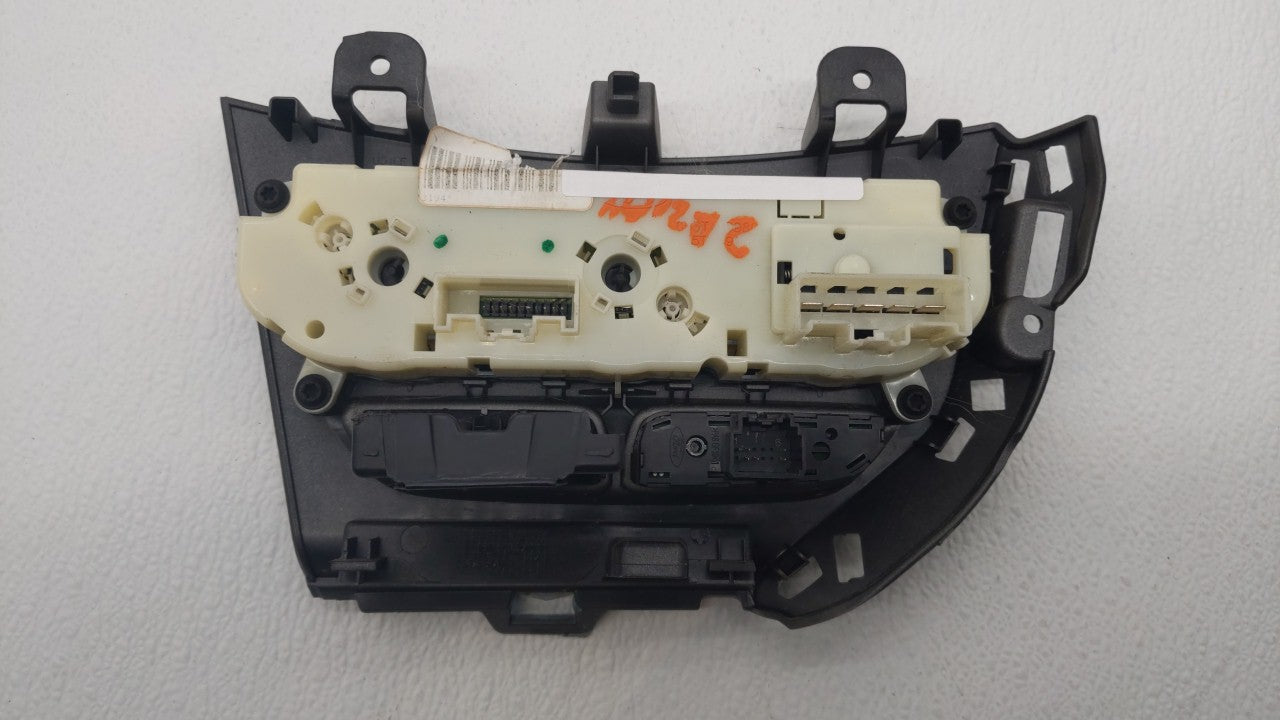 2013-2014 Ford Focus Climate Control Module Temperature AC/Heater Replacement P/N:CM5T-19980-AE CM5T-19980-AF Fits Fits 2013
