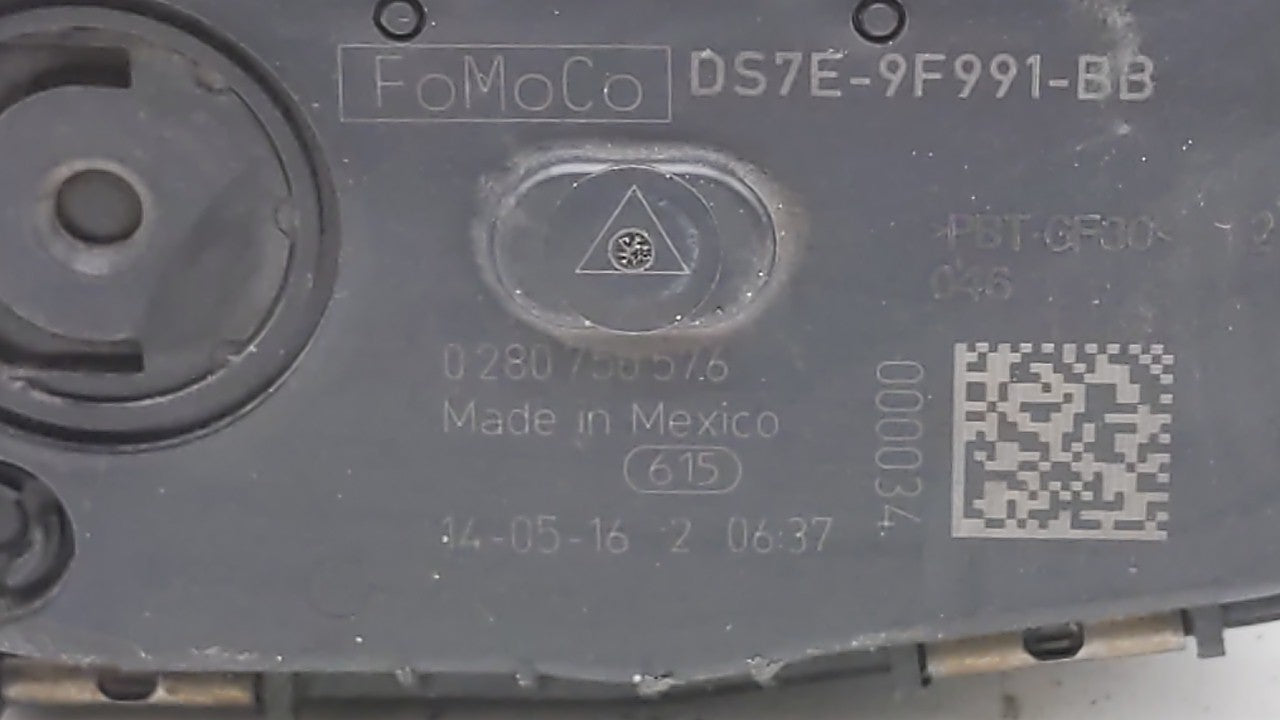 2014-2018 Ford Focus Throttle Body P/N:DS7E-9F991-BB Fits Fits 2014 2015 2016 2017 2018 2019 OEM Used Auto Parts - Oemusedau