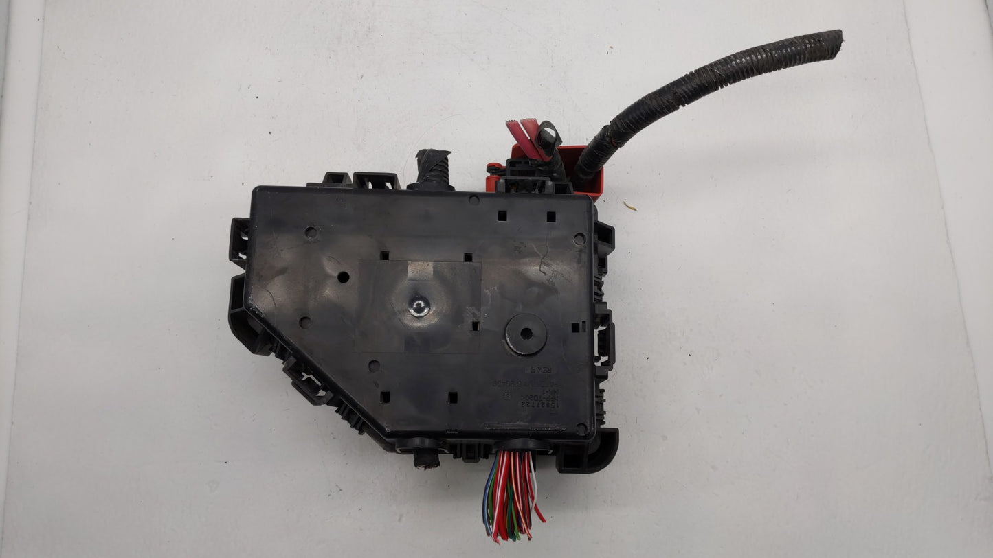 2012-2014 Ford Focus Fusebox Fuse Box Panel Relay Module P/N:P2294037 AV6T-141A142-AB Fits Fits 2012 2013 2014 OEM Used Auto