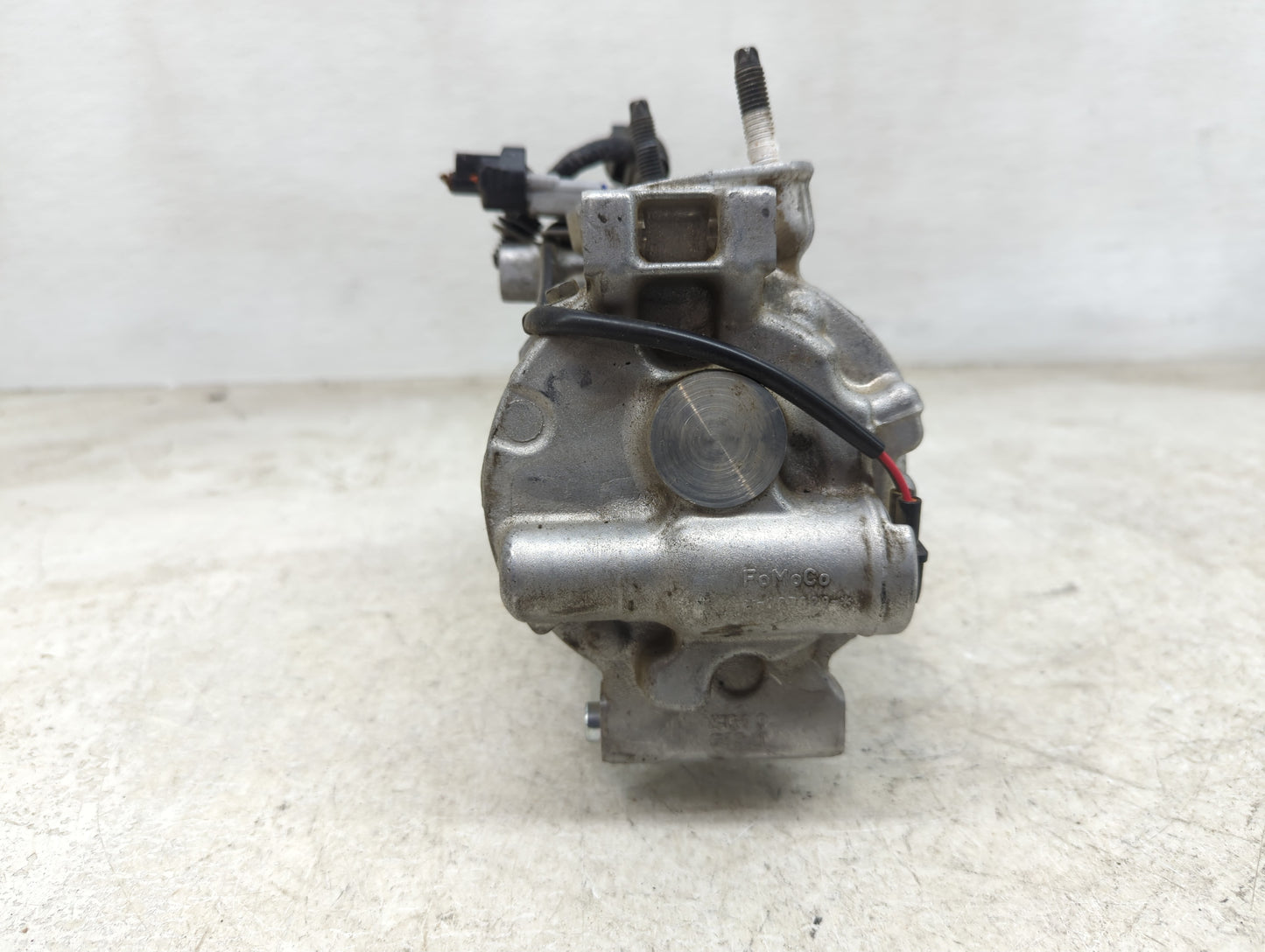 2014-2018 Ford Focus Air Conditioning A/c Ac Compressor Oem - Oemusedautoparts1.com