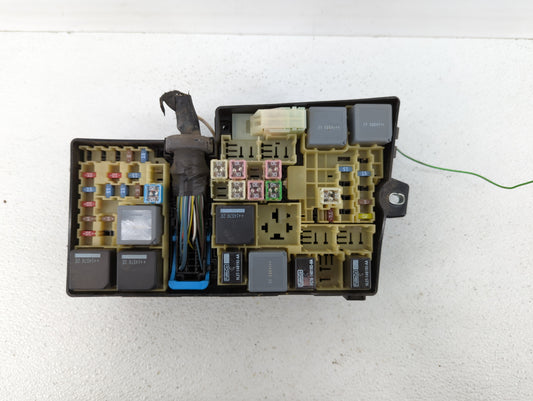 2012-2014 Ford Focus Fusebox Fuse Box Panel Relay Module P/N:AV6T-14A067-AC EV4T-14K733, AV6T-14A142-AB Fits Fits 2012 2013 2014 OEM Used Auto Parts