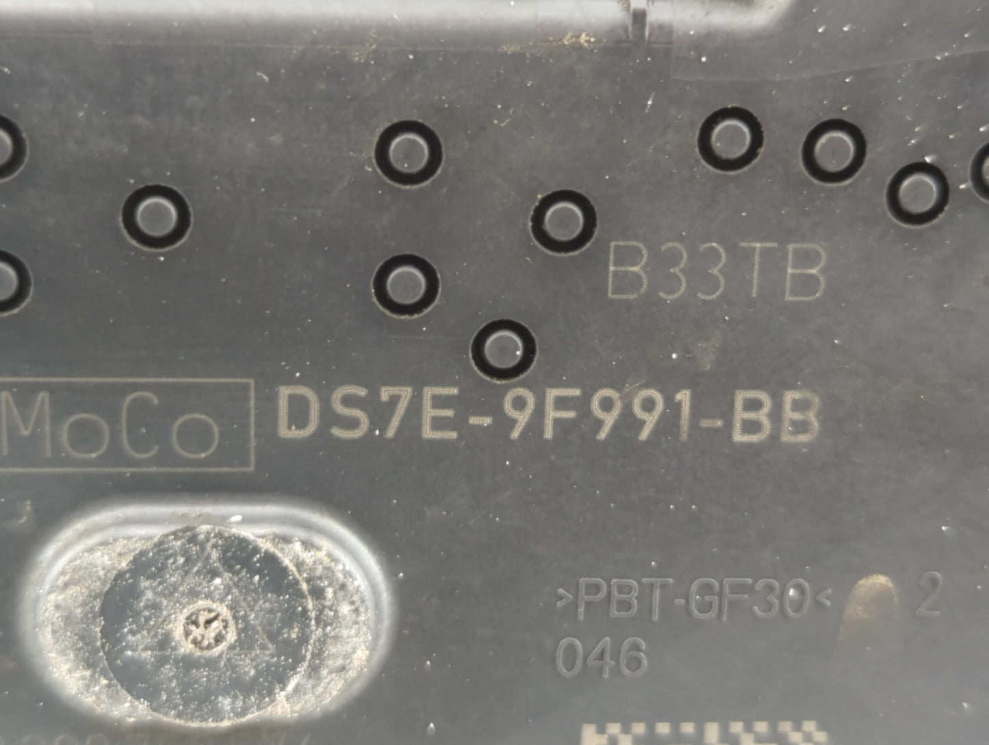 2014-2018 Ford Focus Throttle Body P/N:DS7E-9F991-BB Fits Fits 2014 2015 2016 2017 2018 2019 2020 2021 2022 OEM Used Auto Pa