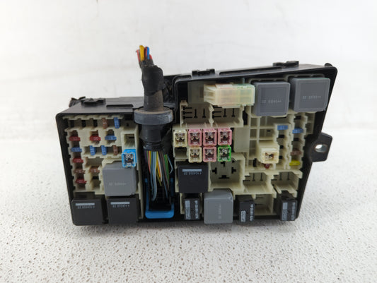 2012-2014 Ford Focus Fusebox Fuse Box Panel Relay Module P/N:AV6T-14A067-AD AV6T-14A067-AB Fits Fits 2012 2013 2014 OEM Used Auto Parts
