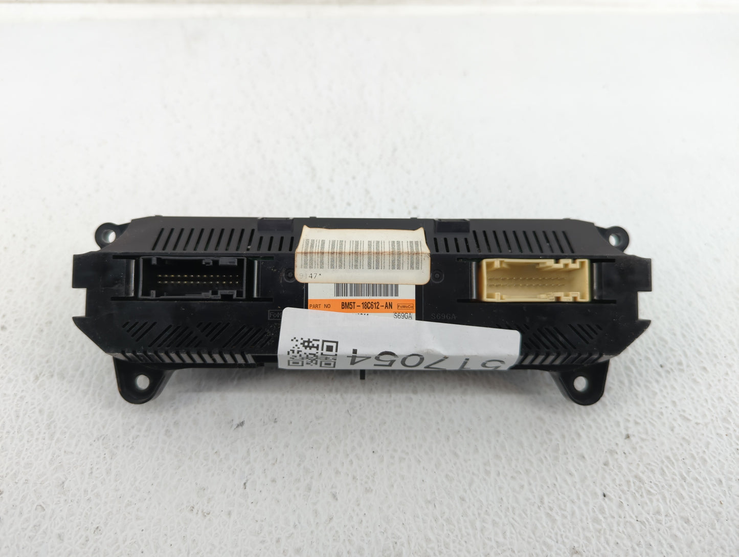 2014 Ford Focus Climate Control Module Temperature AC/Heater Replacement P/N:BM5T-18C612-AN Fits OEM Used Auto Parts - Oemus